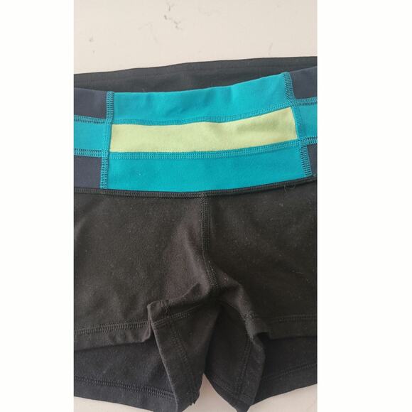 Lululemon black- teal ,boogie shorts Women's size Small, Athletic, - Picture 4 of 8